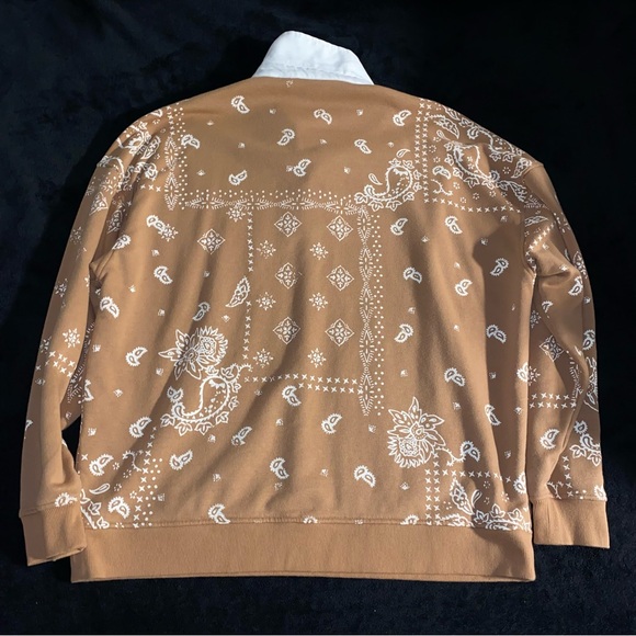 Men’s Crewneck Sweatshirt w/Built-In Collar - Picture 2 of 2